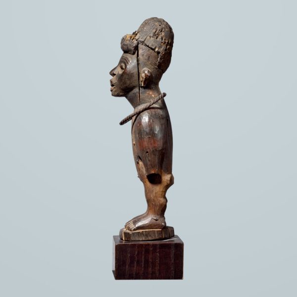 Kongo Figure